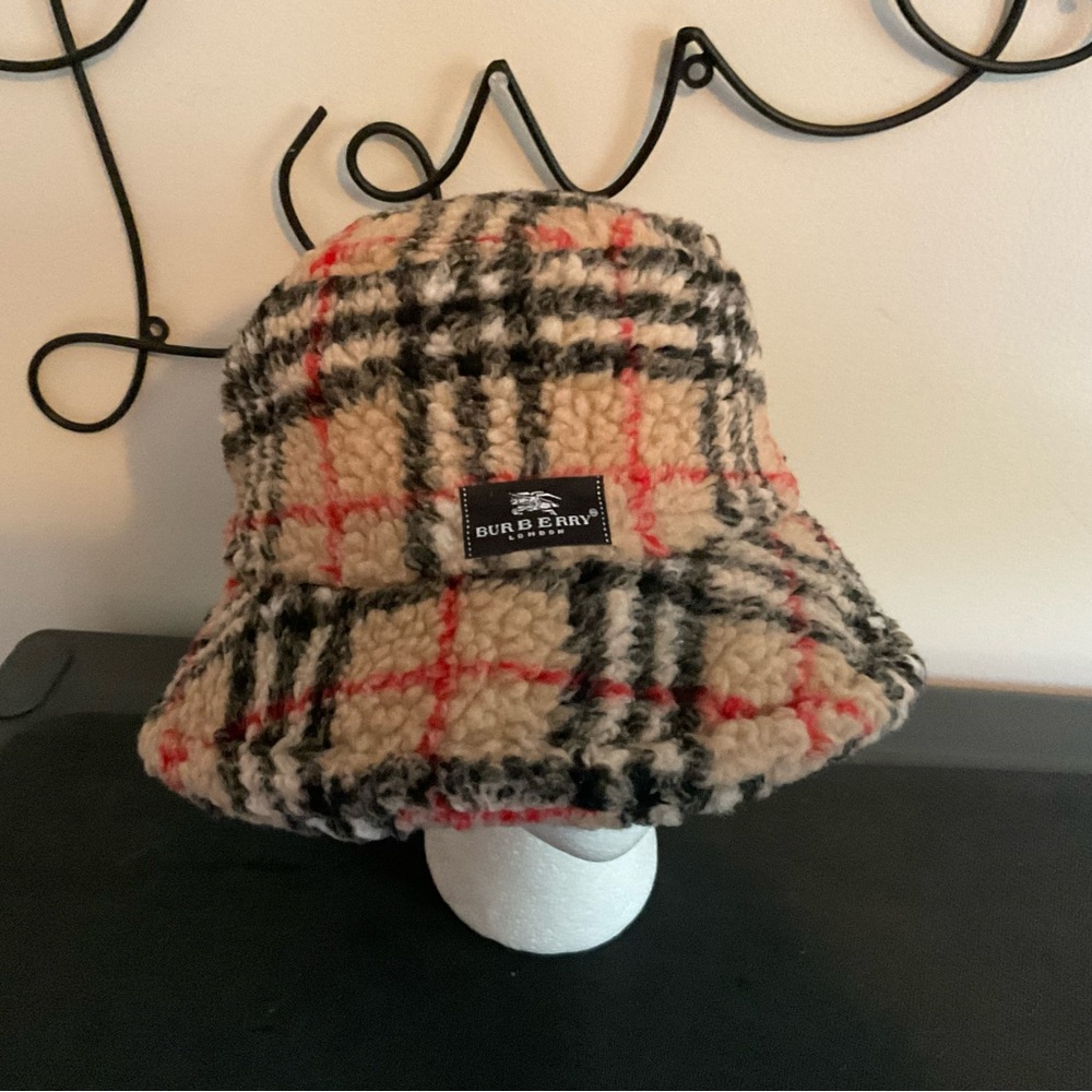 Fluffy Bucket Hat